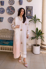 Load image into Gallery viewer, Noor