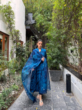 Load image into Gallery viewer, Sapphire