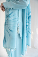 Load image into Gallery viewer, Iris